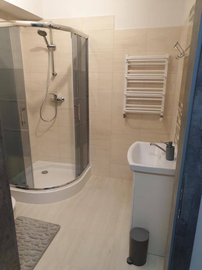 Motel Na Stacji Paliw Ustronie Morskie Εξωτερικό φωτογραφία