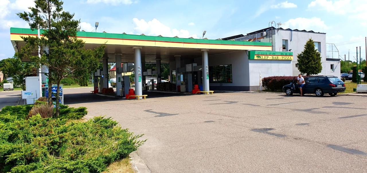 Motel Na Stacji Paliw Ustronie Morskie Εξωτερικό φωτογραφία