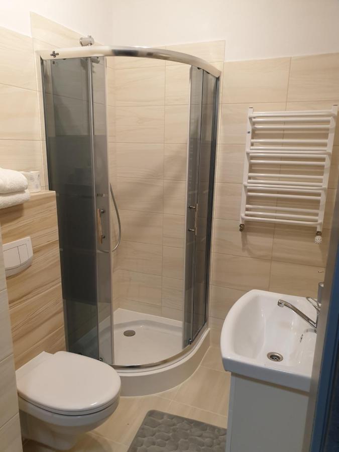 Motel Na Stacji Paliw Ustronie Morskie Εξωτερικό φωτογραφία